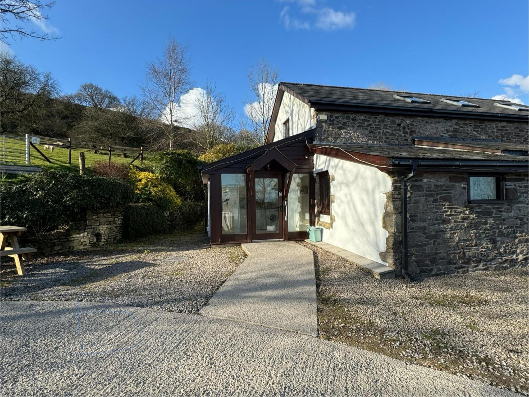 Upper Grippath Farm Holiday Cottages Newport  Exterior photo